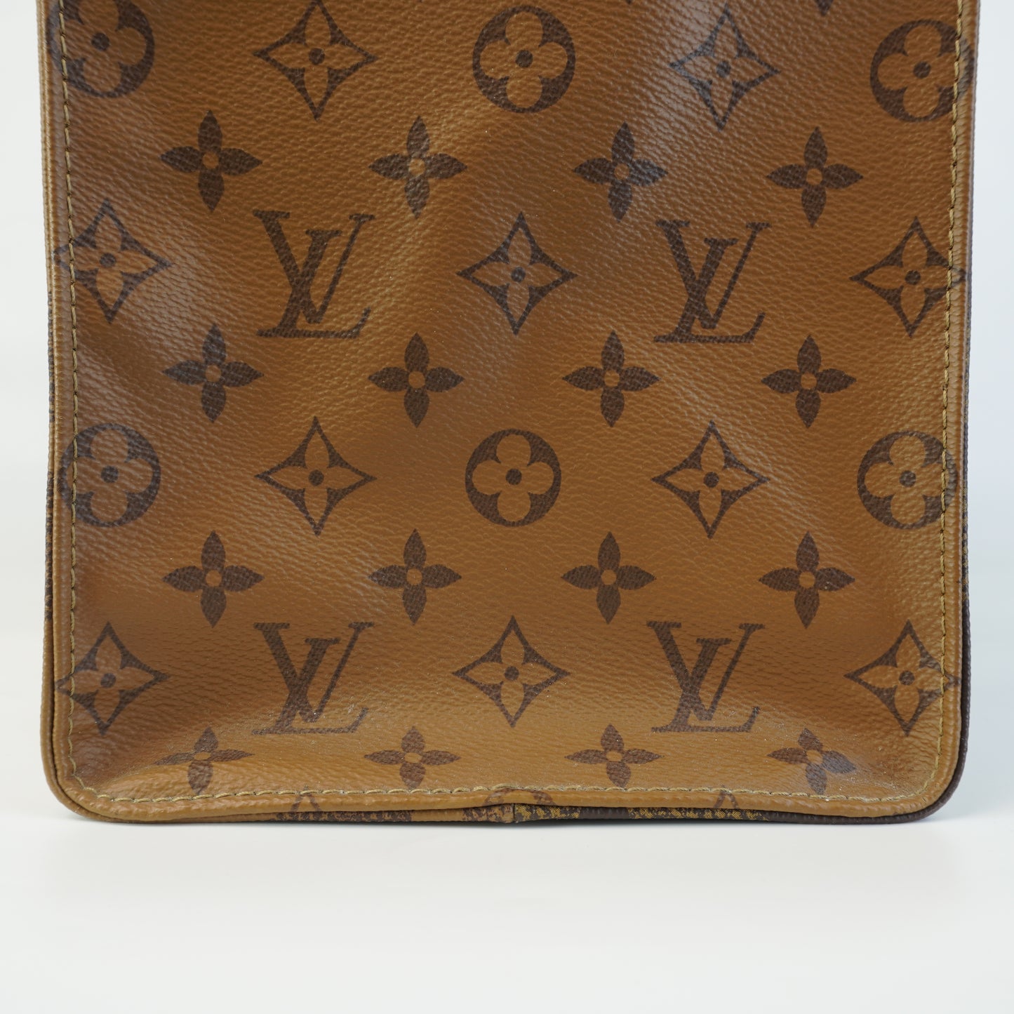 Louis Vuitton	OTG Reverse Monogram