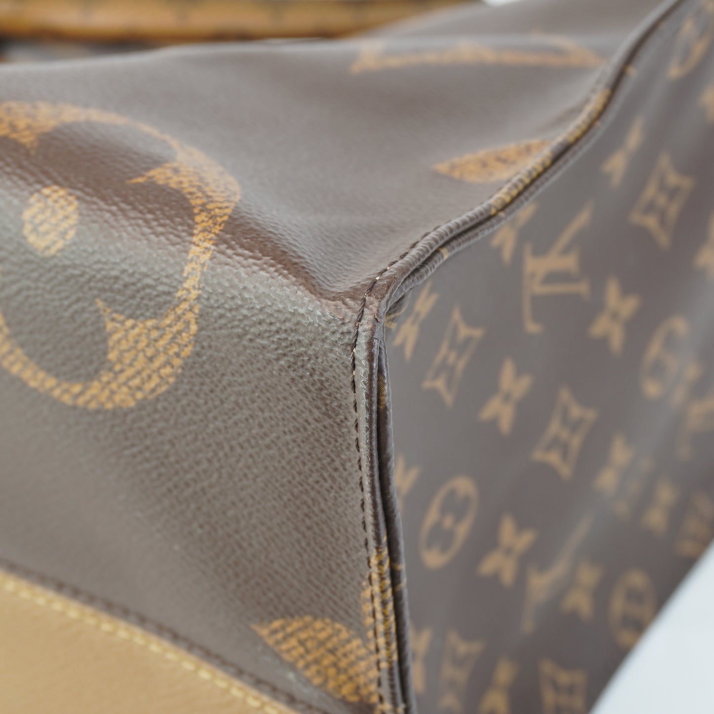 Louis Vuitton	OTG Reverse Monogram