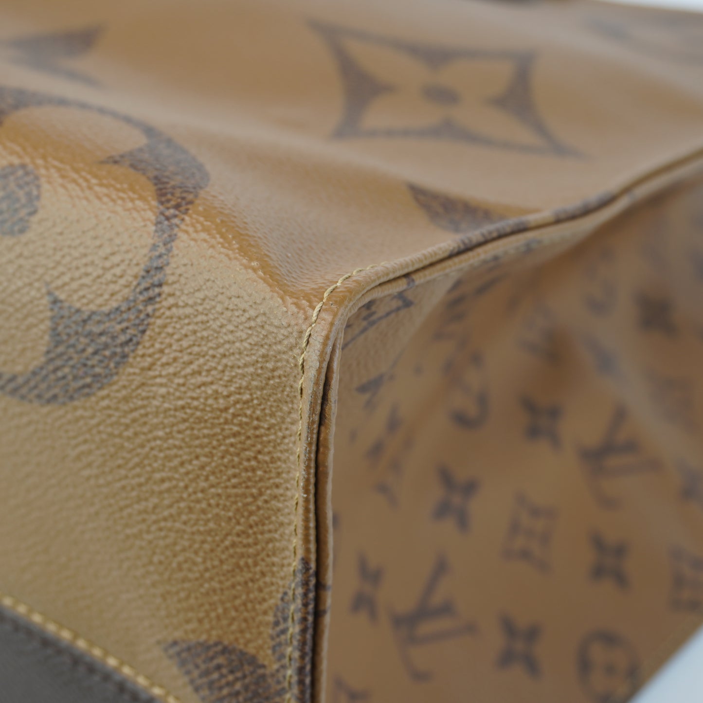 Louis Vuitton	OTG Reverse Monogram