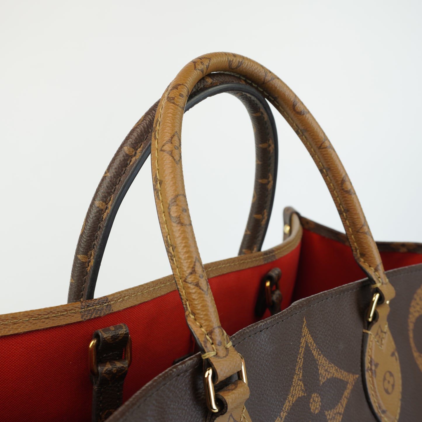 Louis Vuitton	OTG Reverse Monogram