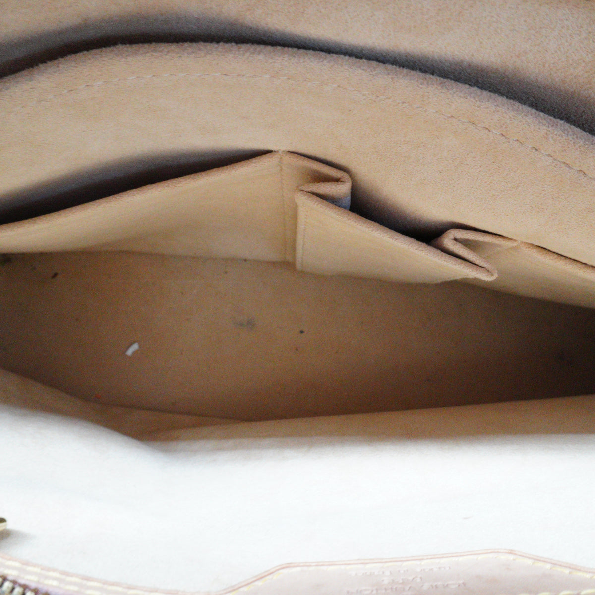 Louis Vuitton	Monogram Canvas Luco Tote Bag Large GHW