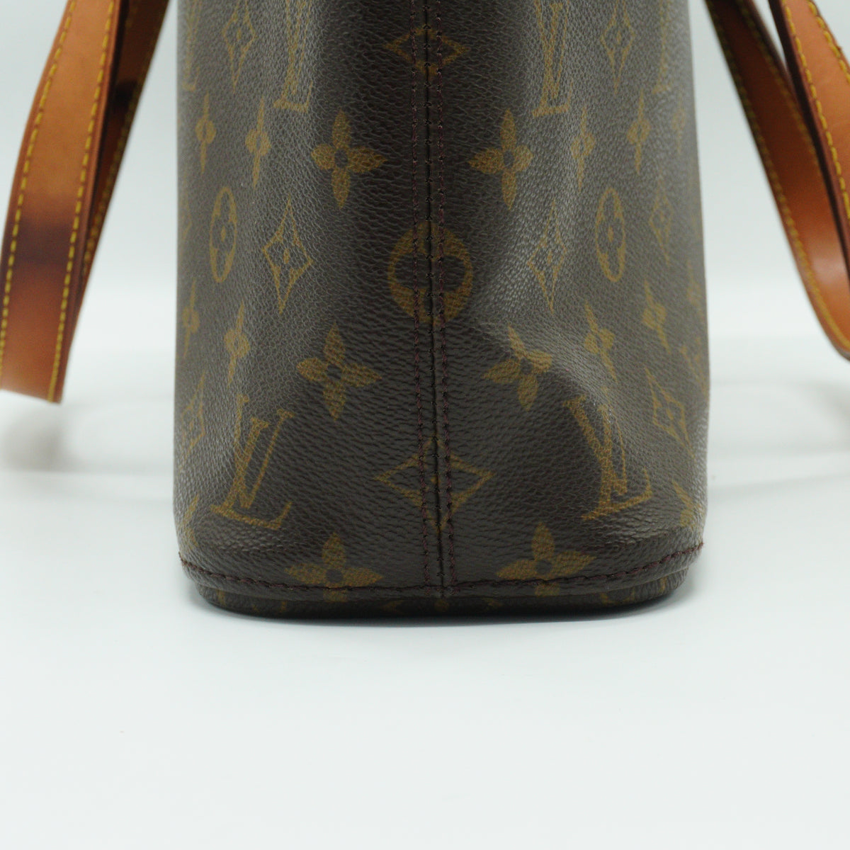 Louis Vuitton	Monogram Canvas Luco Tote Bag Large GHW