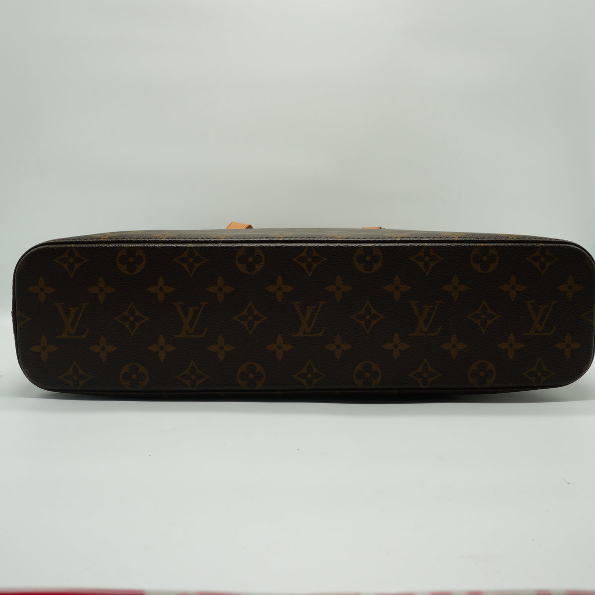 Louis Vuitton	Monogram Canvas Luco Tote Bag Large GHW