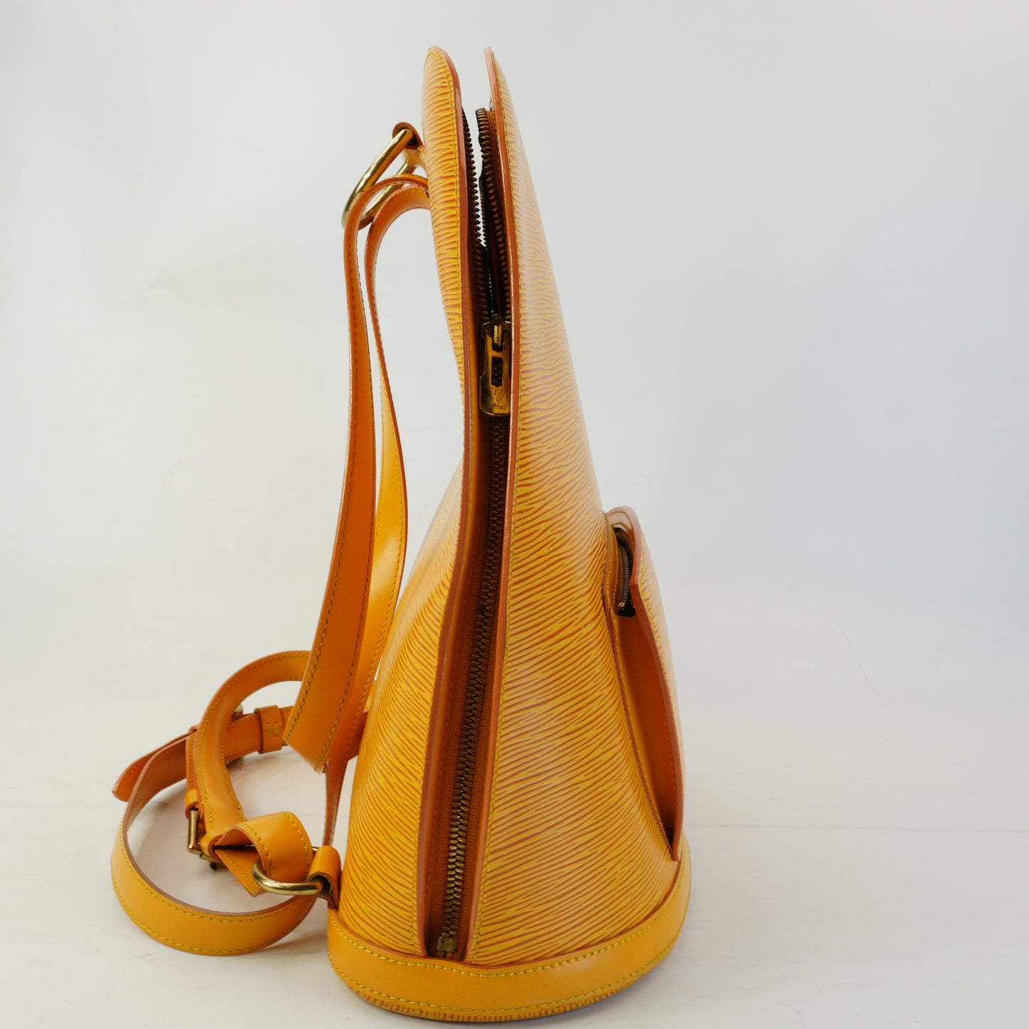 Louis Vuitton	Epi Yellow Backpack GHW Medium
