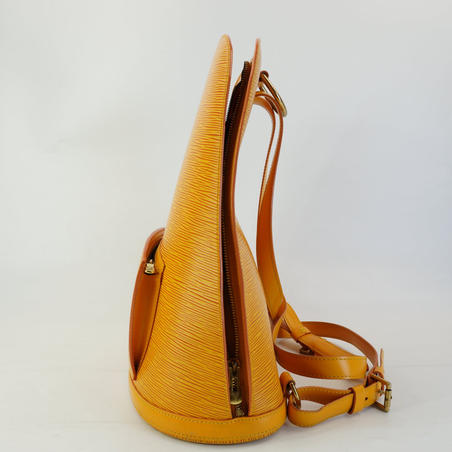 Louis Vuitton	Epi Yellow Backpack GHW Medium
