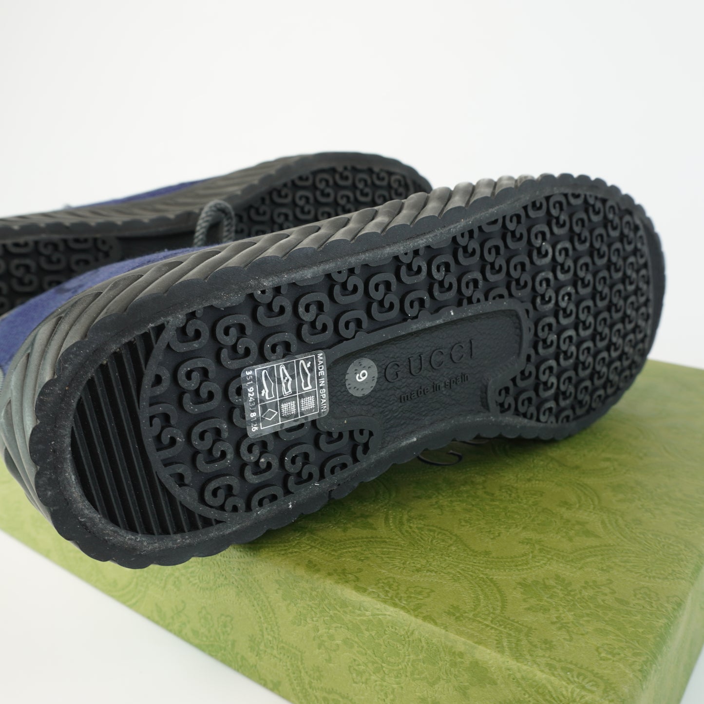 Gucci High Cut Blue Size 9