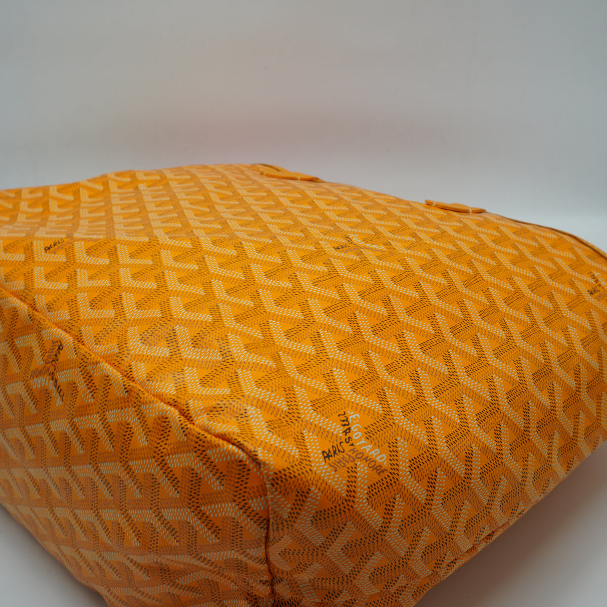 Goyard	Saint Louis Tote Bag yellow Medium