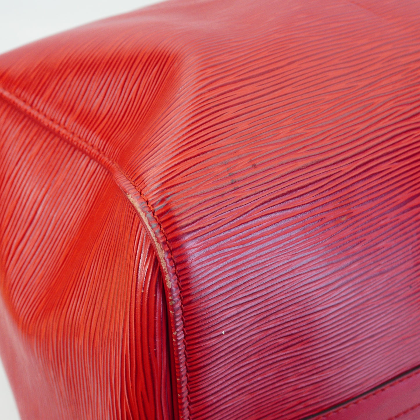 Louis Vuitton	Keepal Travel Bag Epi Leather Red Extra Large GHW