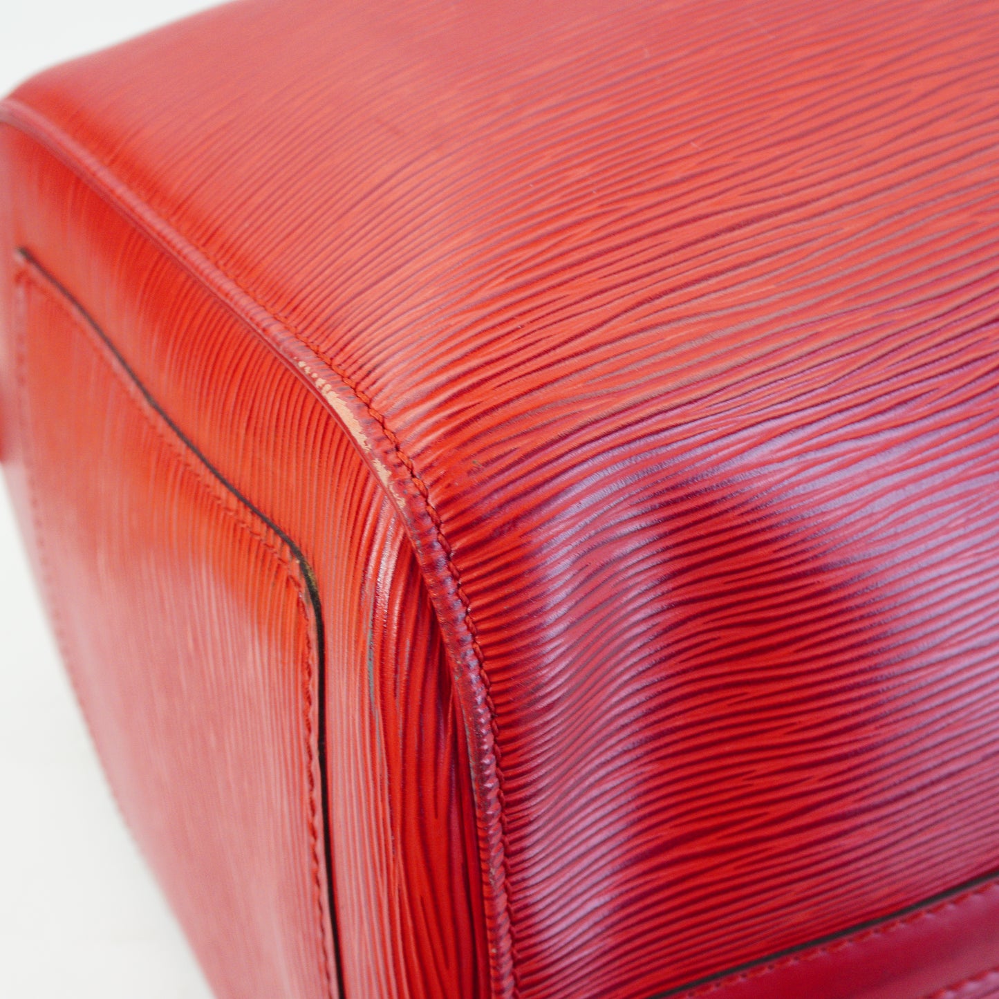 Louis Vuitton	Keepal Travel Bag Epi Leather Red Extra Large GHW