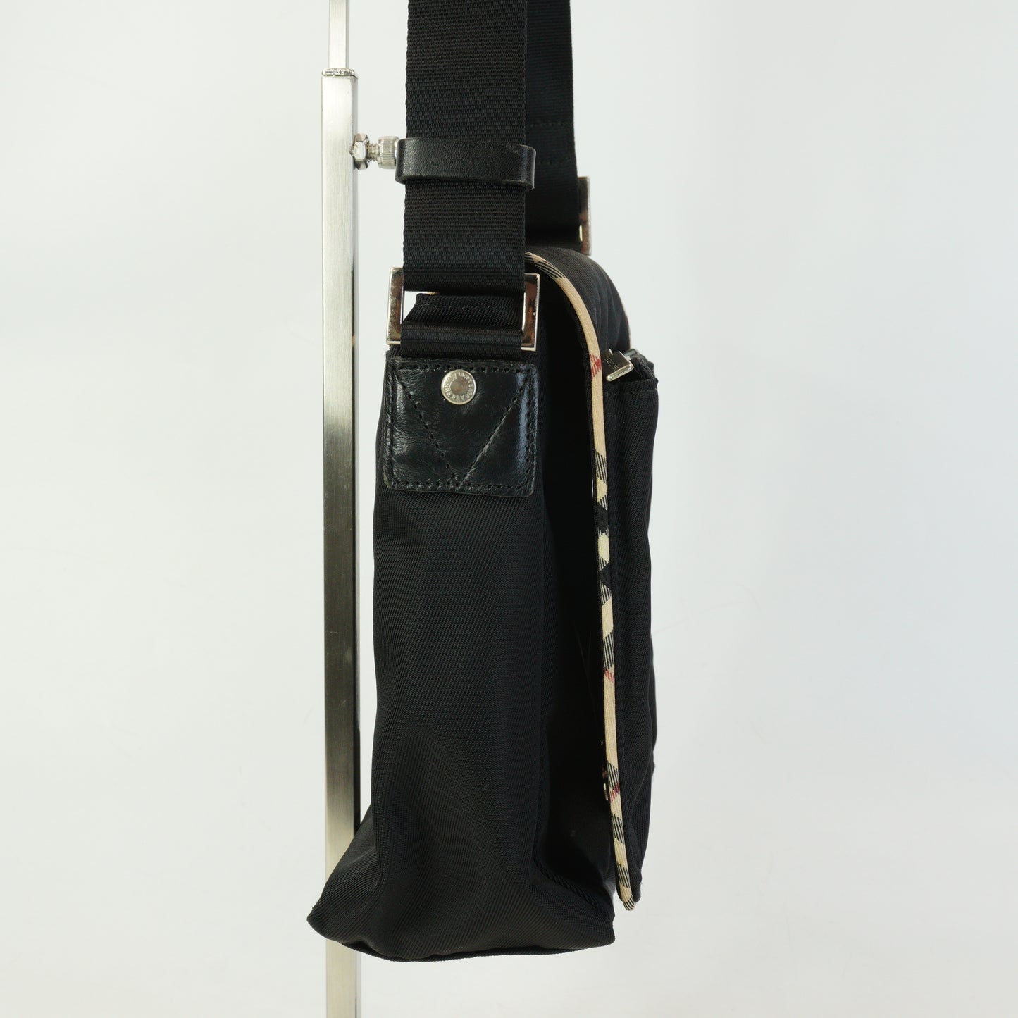 Burberry	Crossbody Front Zip Pocket Bag Small Black SHW