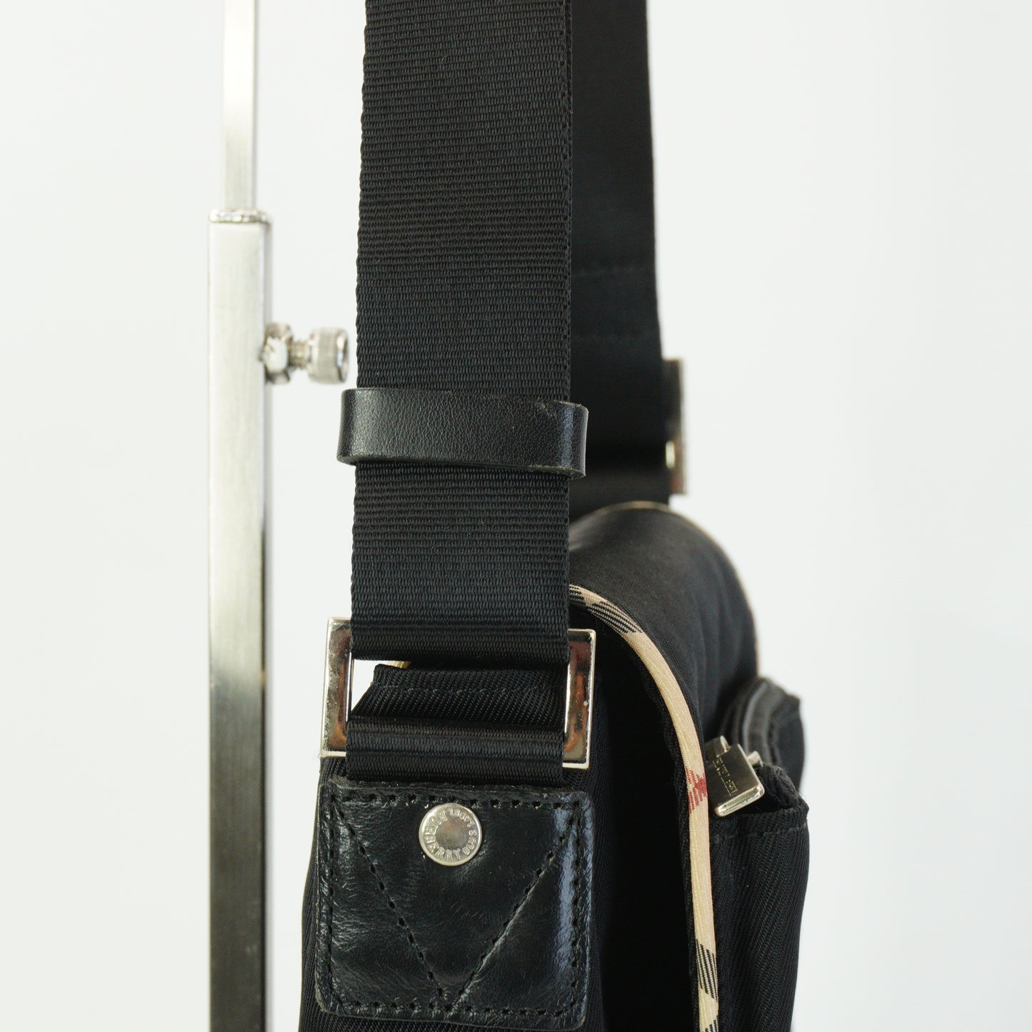 Burberry	Crossbody Front Zip Pocket Bag Small Black SHW