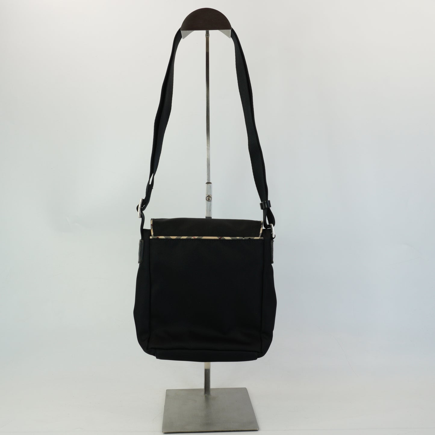 Burberry	Crossbody Front Zip Pocket Bag Small Black SHW