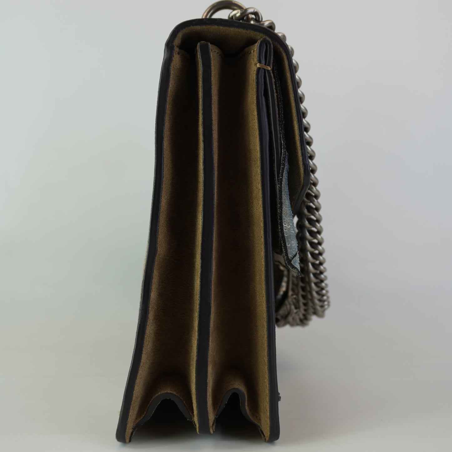 Gucci Dionysus GG Supreme Medium Shoulder Bag