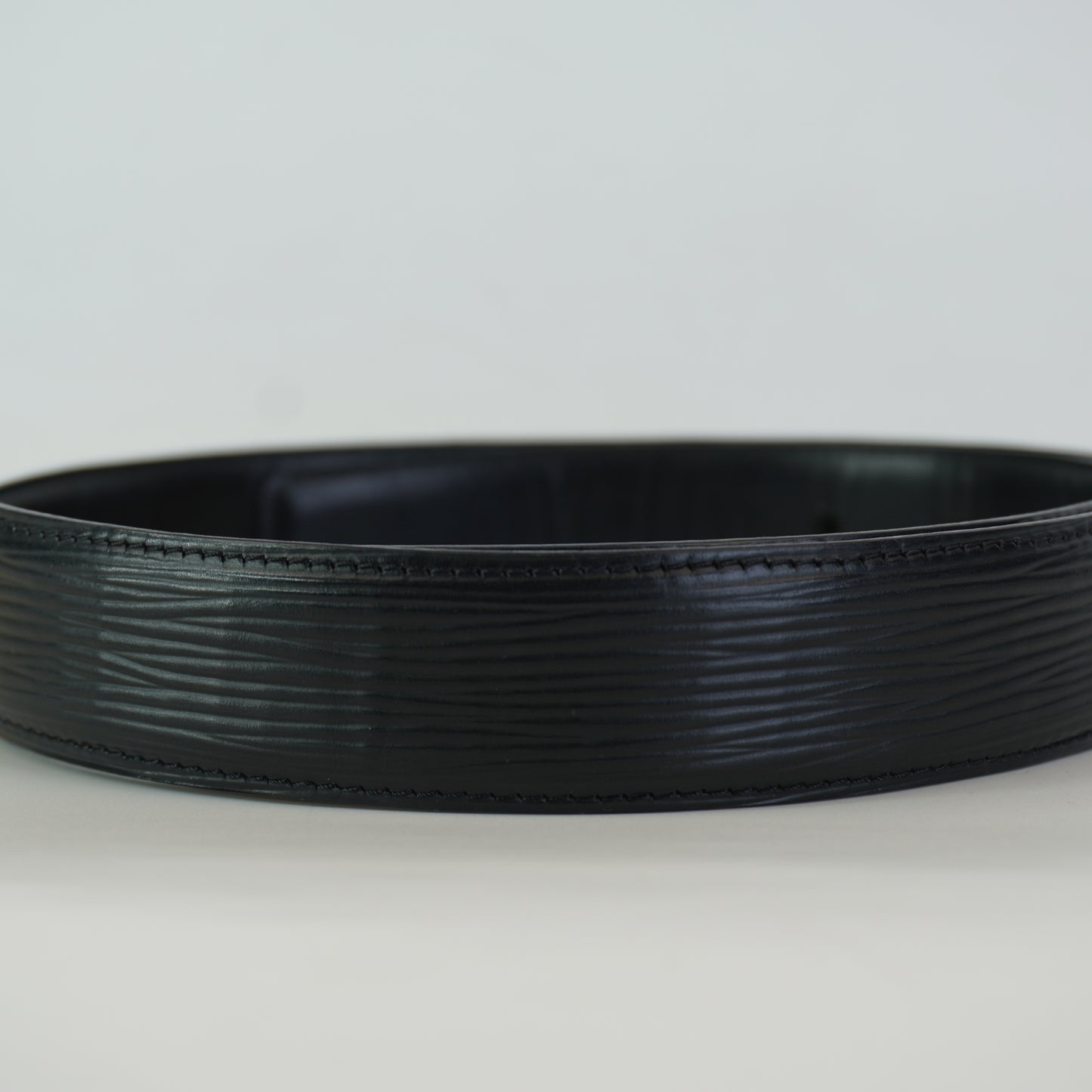 Louis Vuitton	Santur Classsic belt
