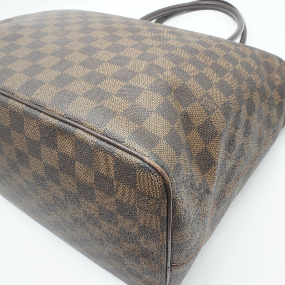 Louis Vuitton	Saleya DE GM GHW