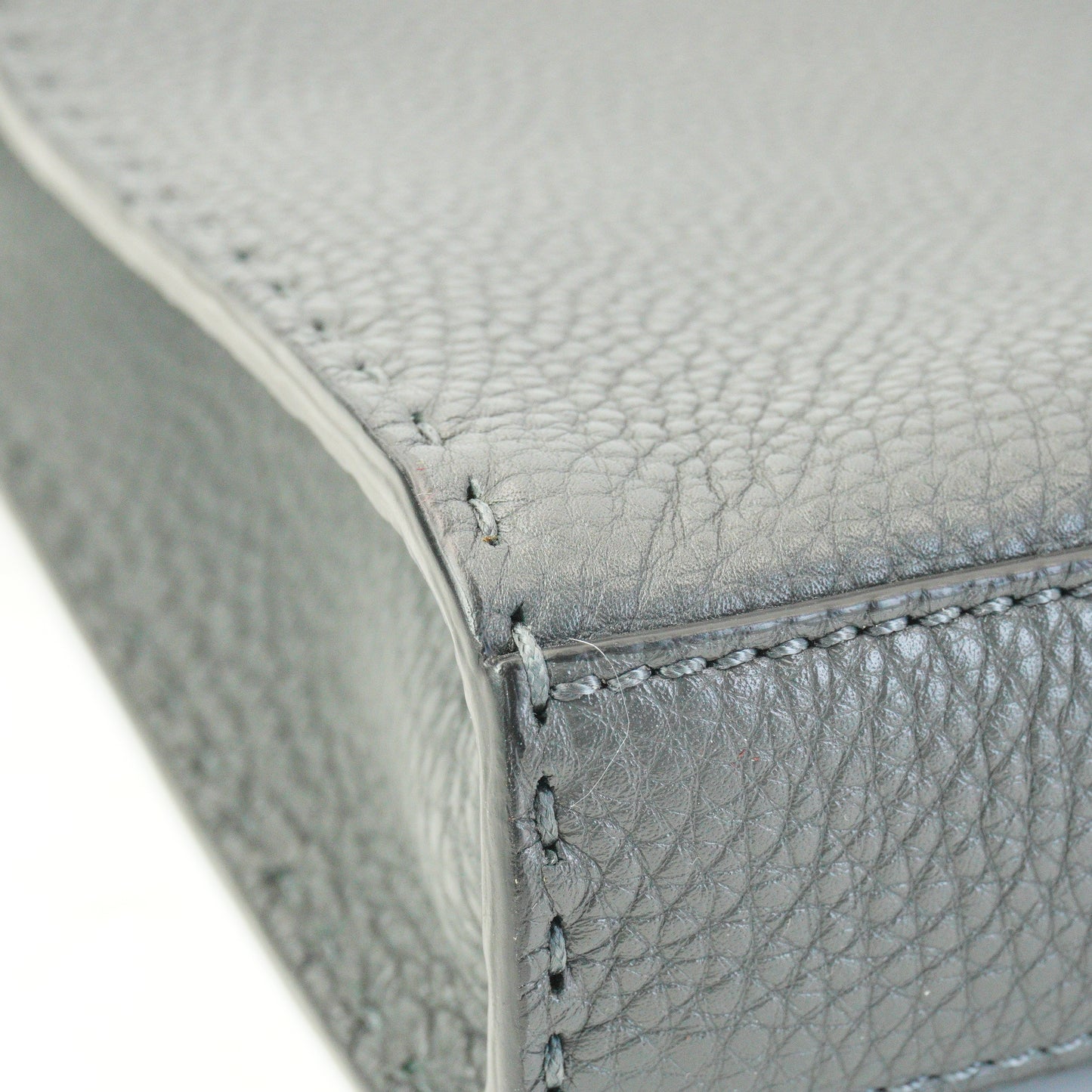Fendi Peekabo gray Medium SHW