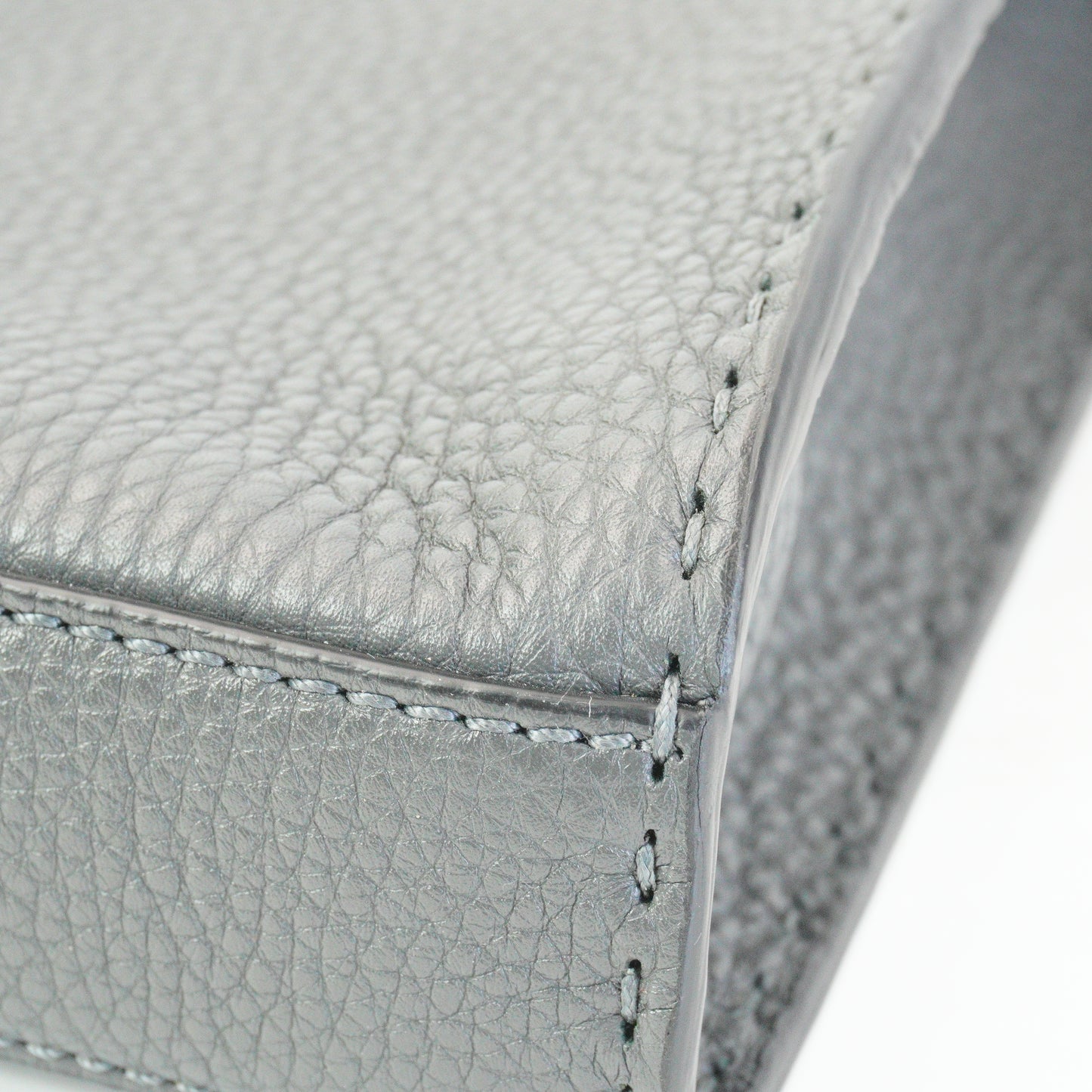 Fendi Peekabo gray Medium SHW
