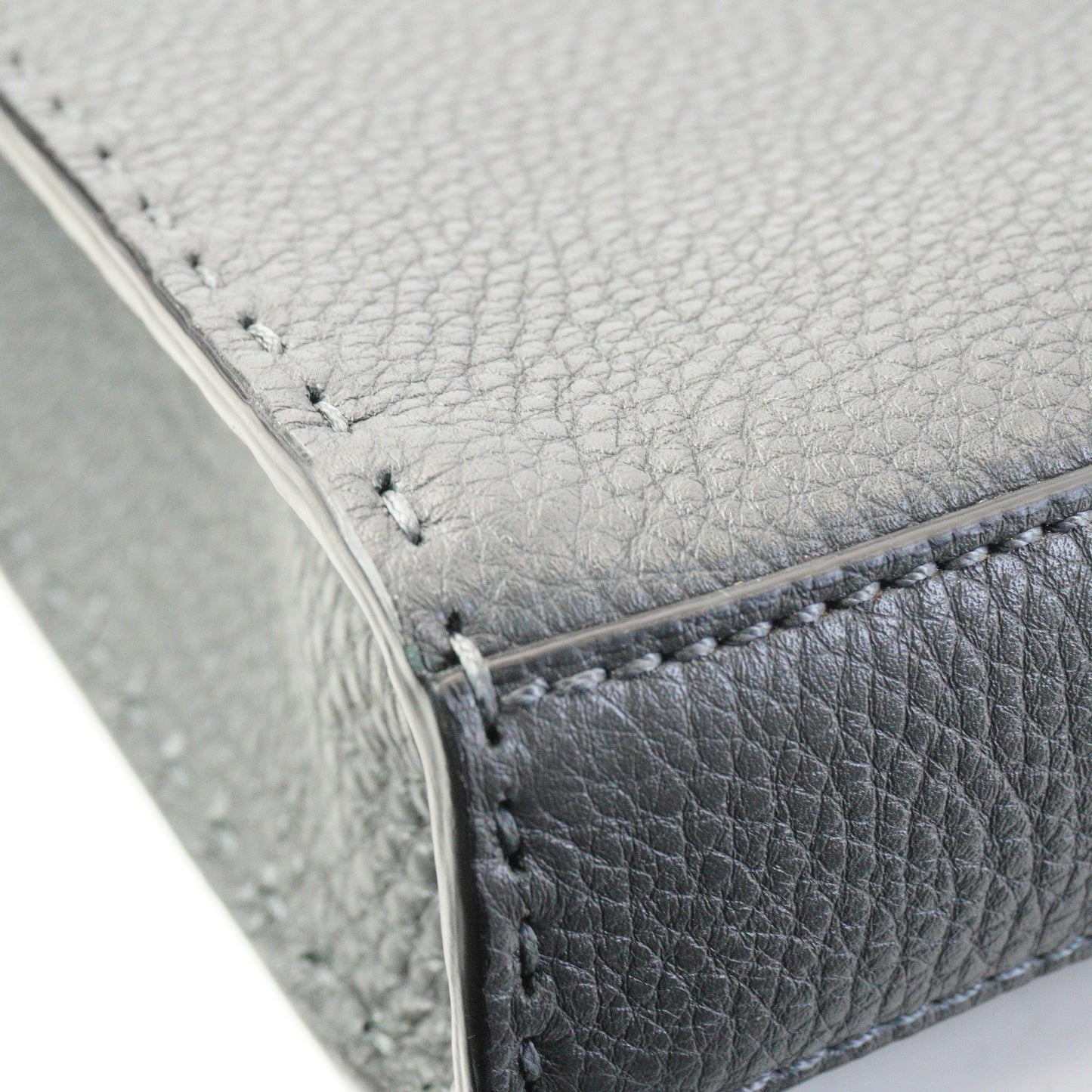 Fendi Peekabo gray Medium SHW