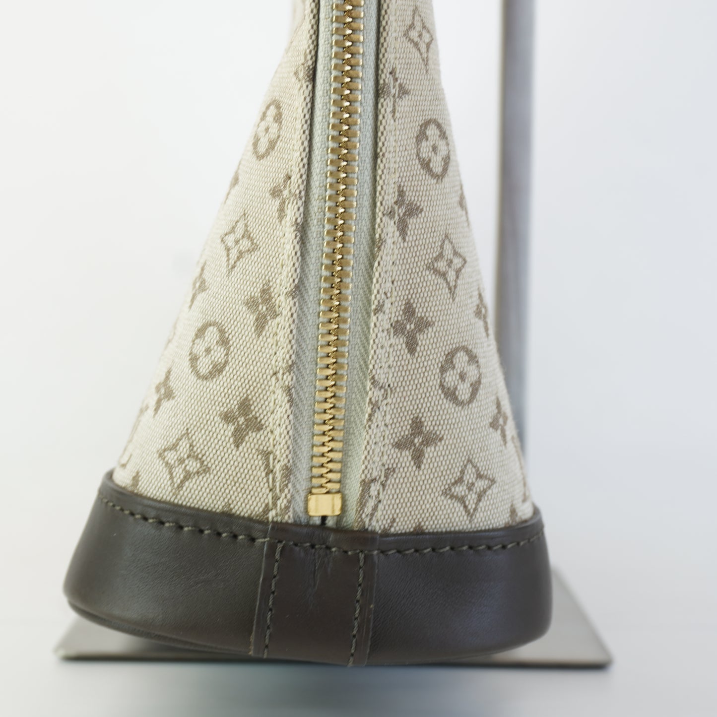 Louis Vuitton	Minilin