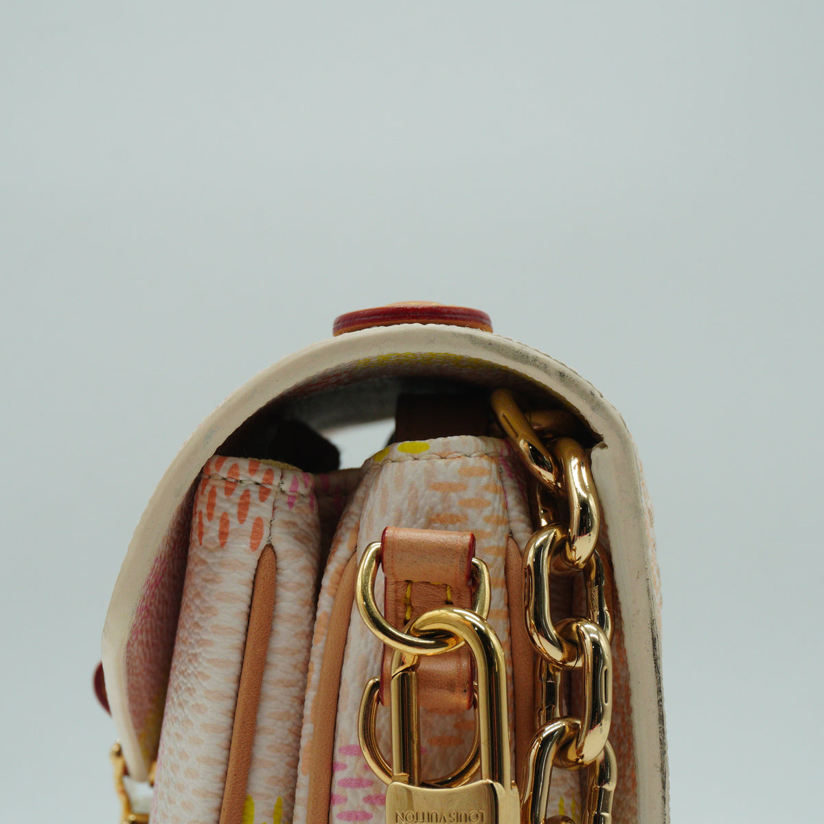 Louis Vuitton	Damierlicious Giant Pochette Metis East West bag Pastel Color Small GHW