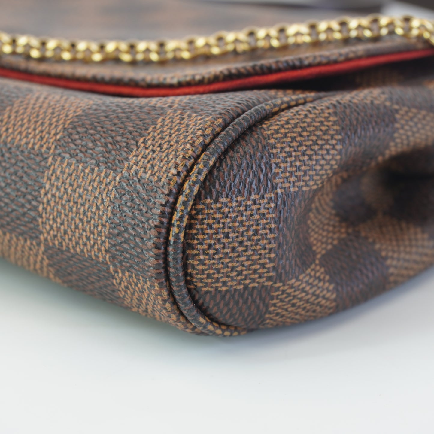Louis Vuitton	Favorite DE MM