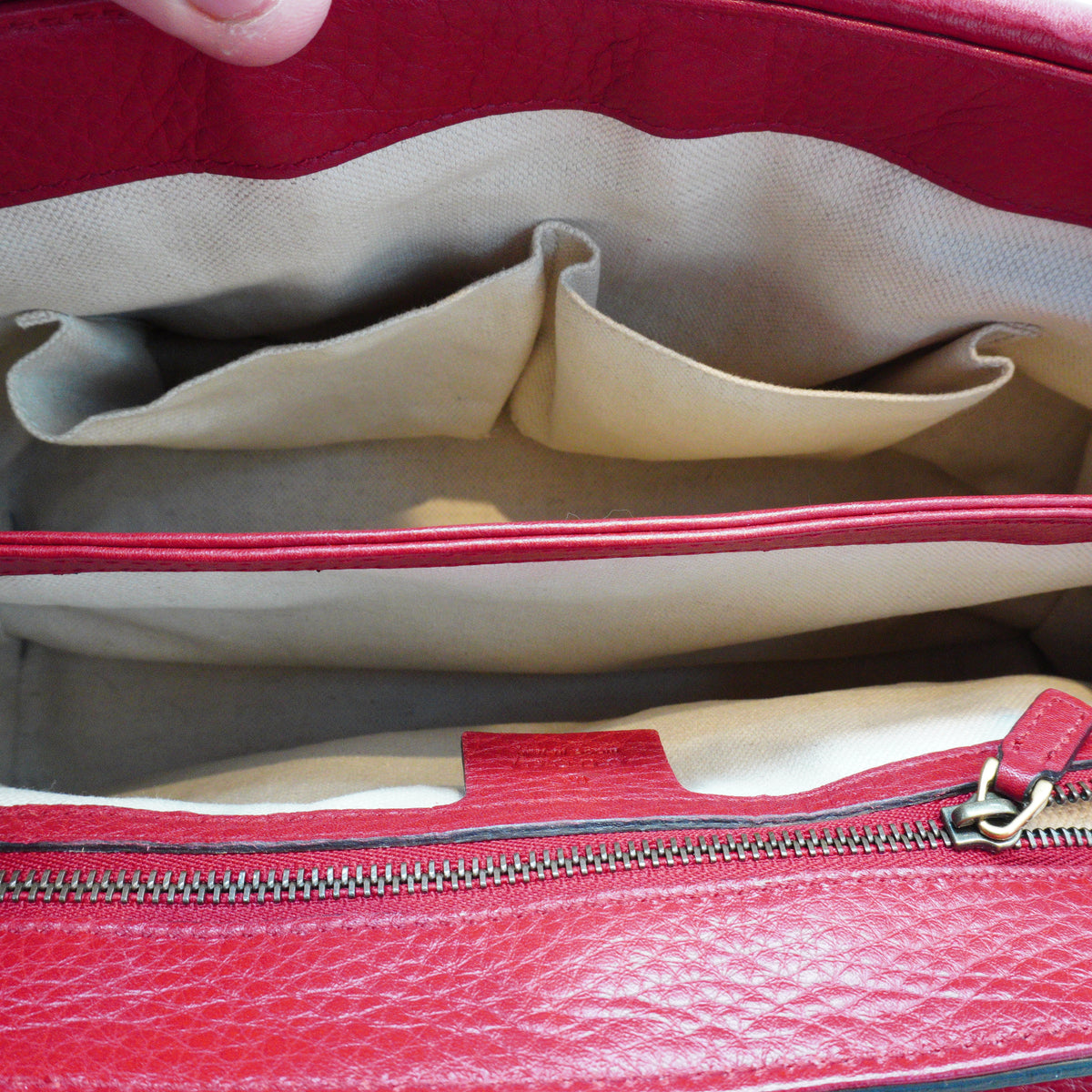 Gucci GG Marmont Red shoulder bag Medium GHW