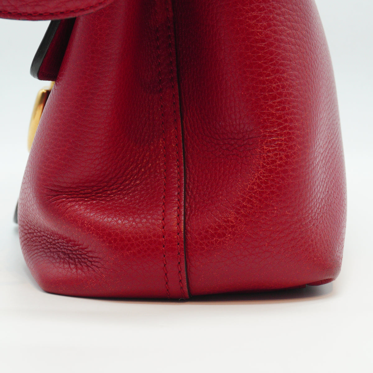 Gucci GG Marmont Red shoulder bag Medium GHW