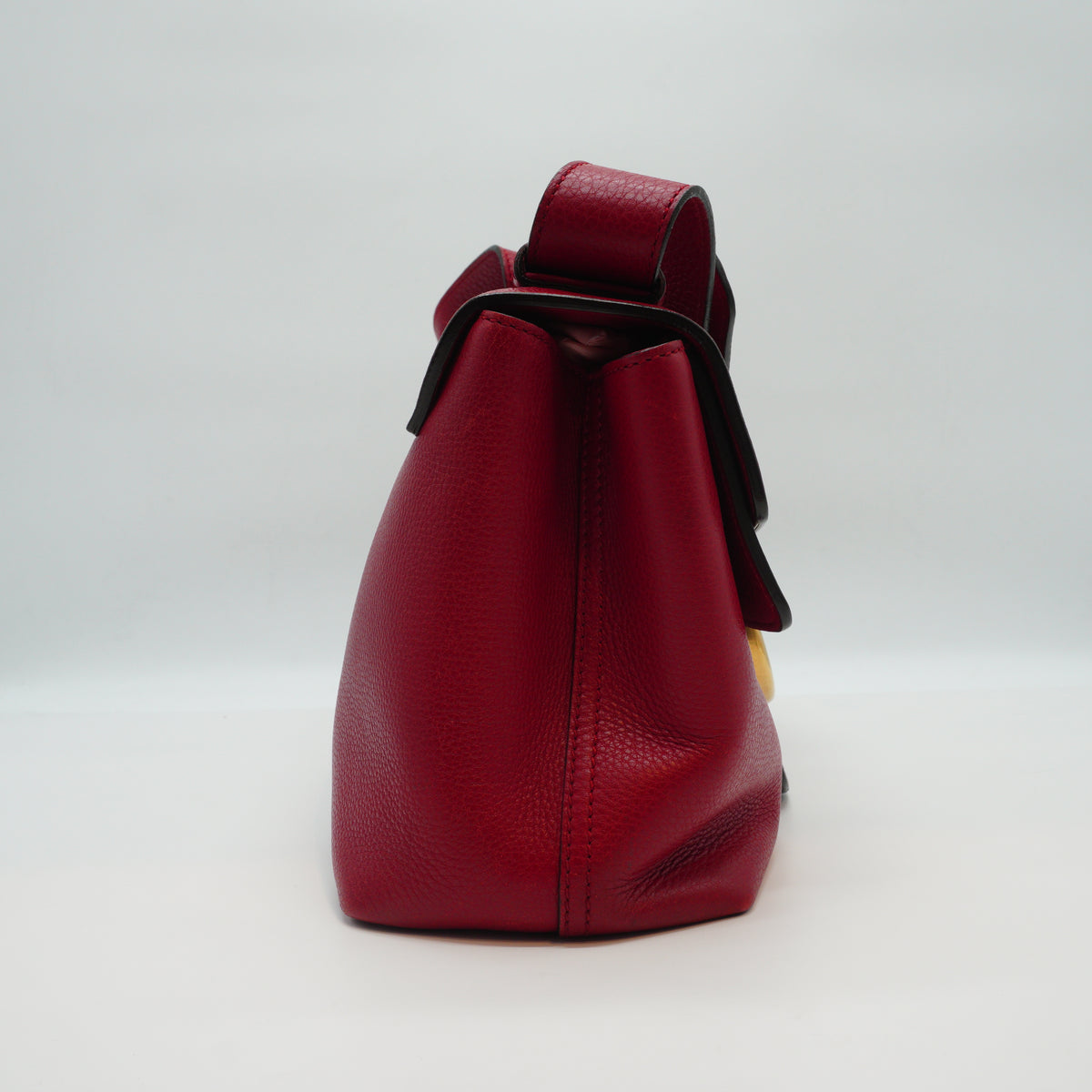 Gucci GG Marmont Red shoulder bag Medium GHW