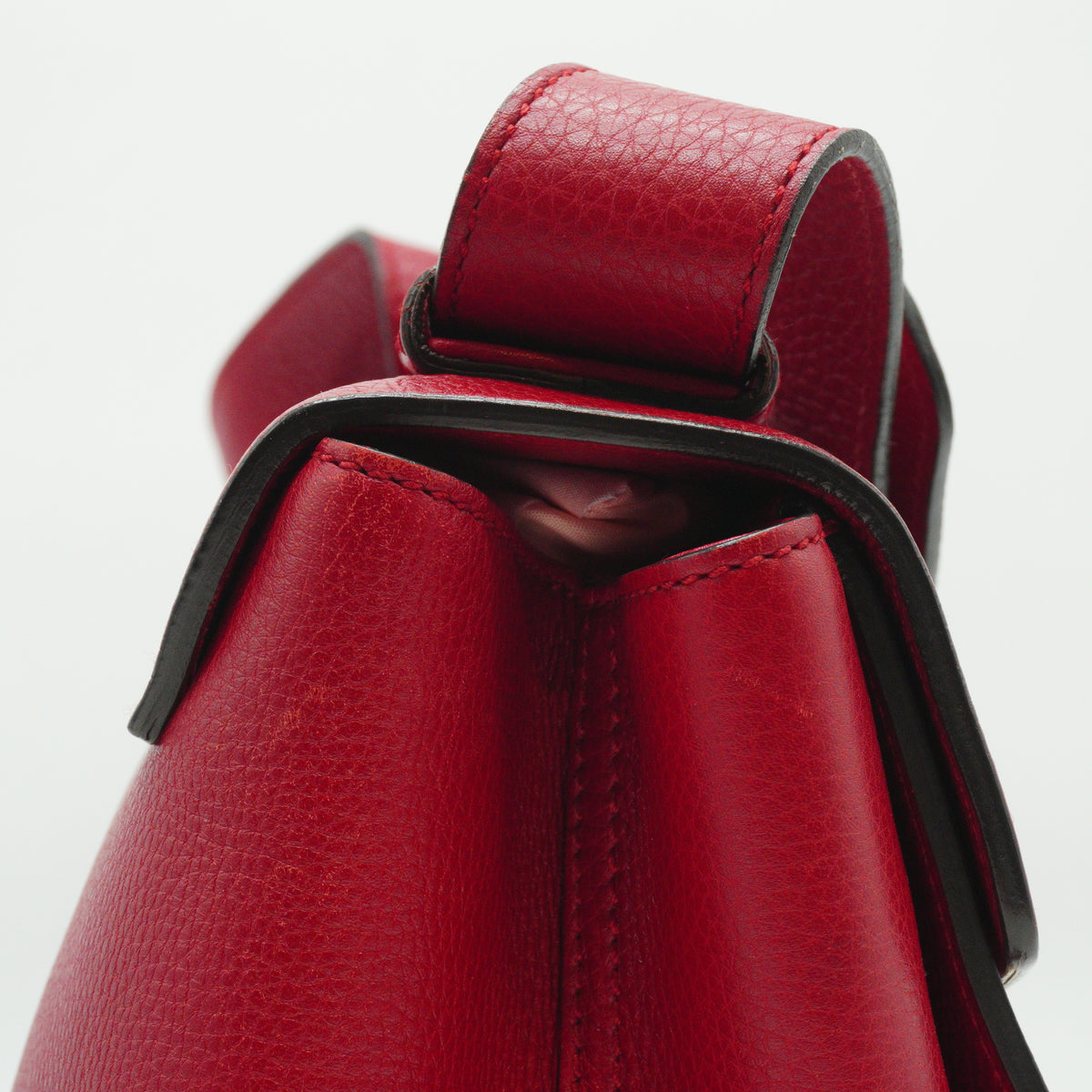 Gucci GG Marmont Red shoulder bag Medium GHW