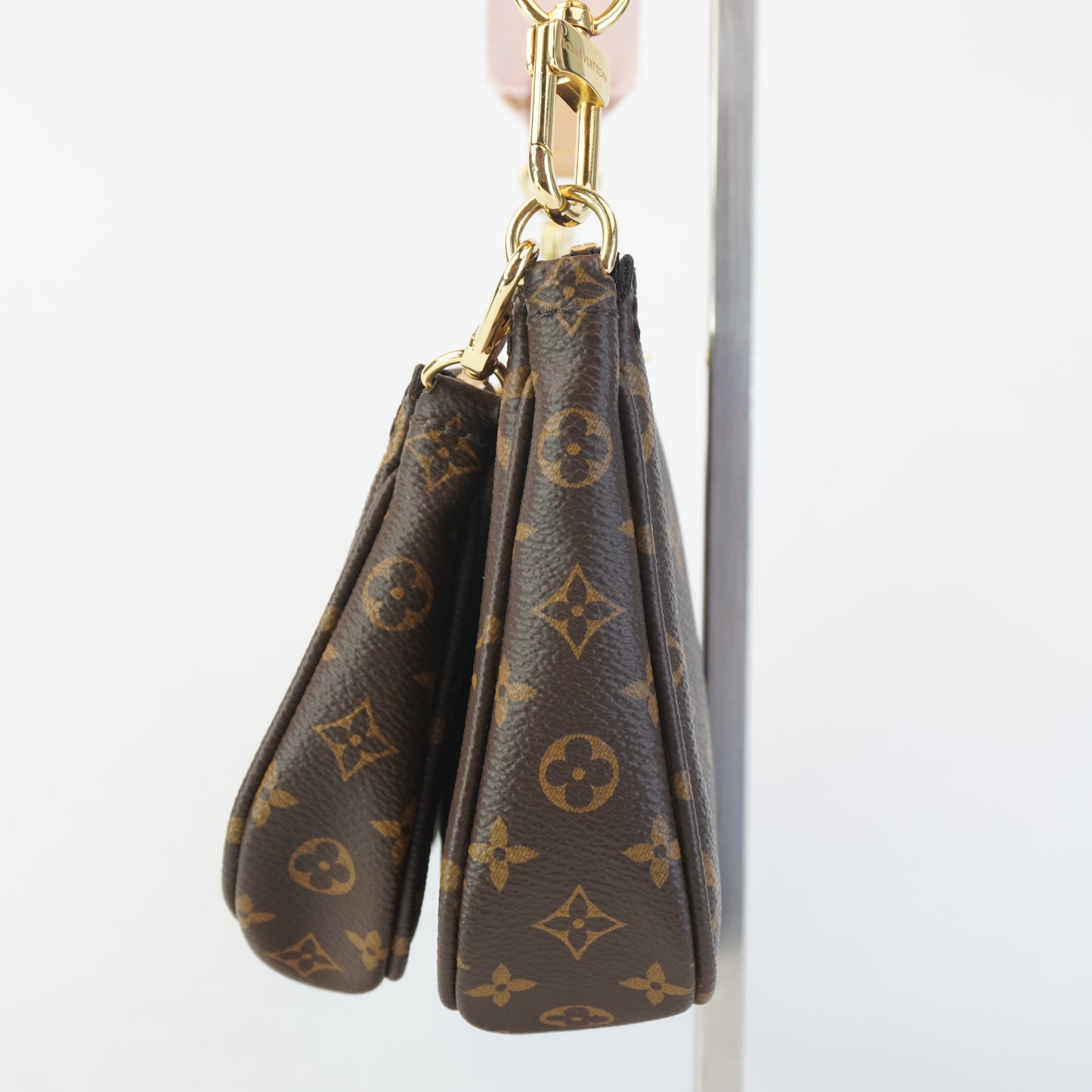 Louis Vuitton	Multi Pochette Accessories