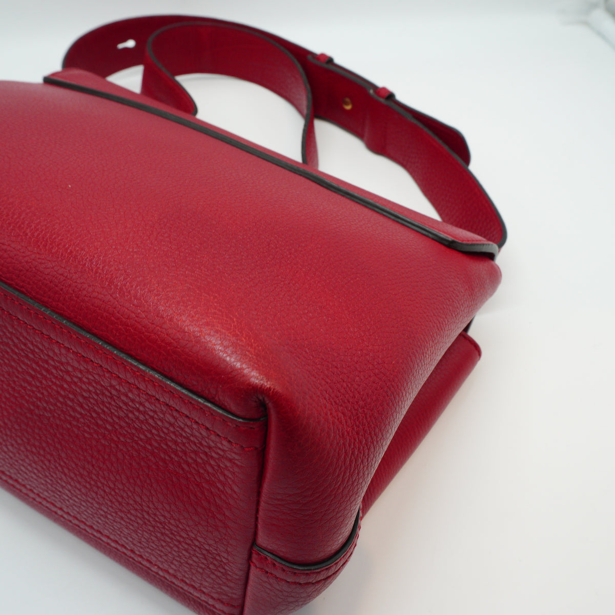Gucci GG Marmont Red shoulder bag Medium GHW
