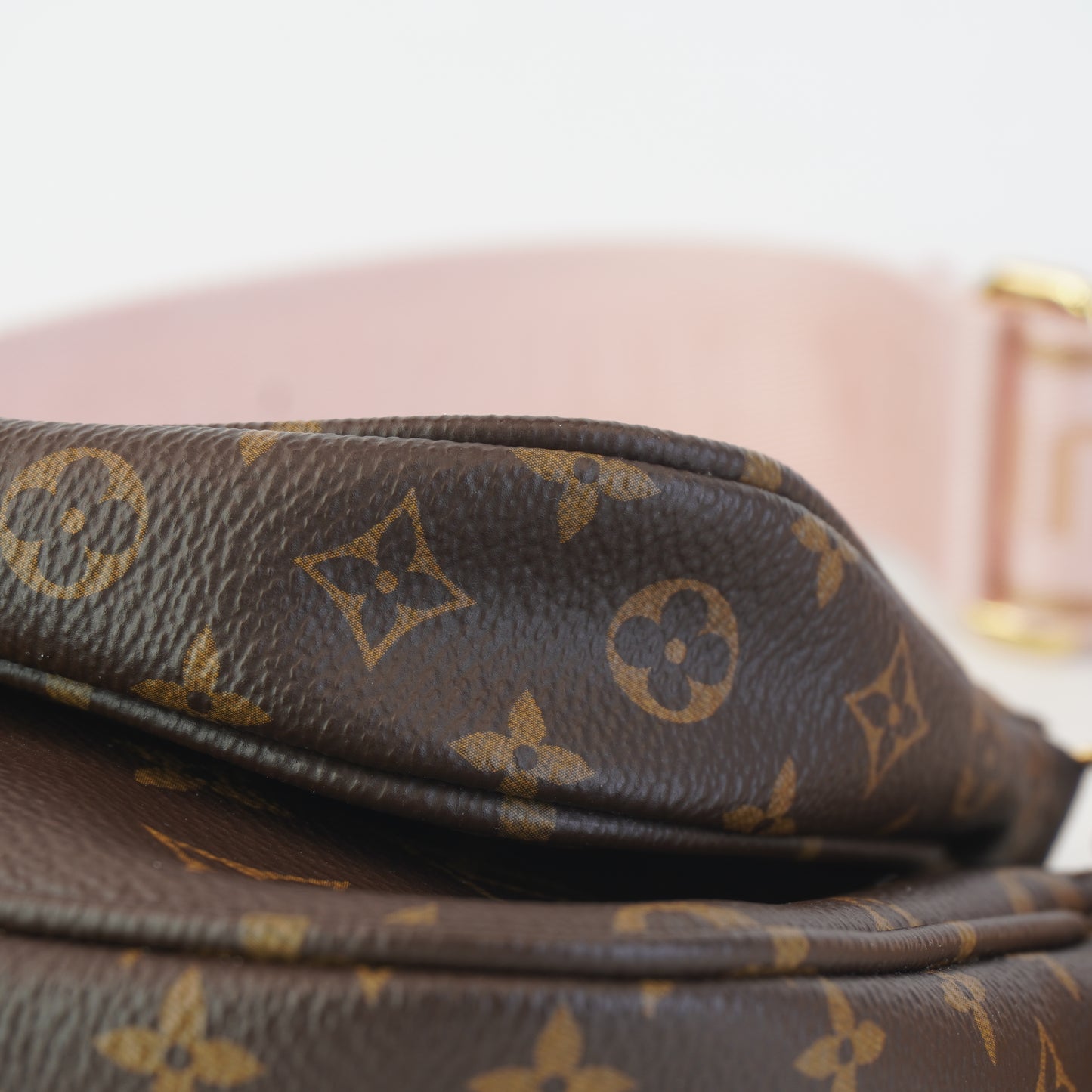 Louis Vuitton	Multi Pochette Accessories