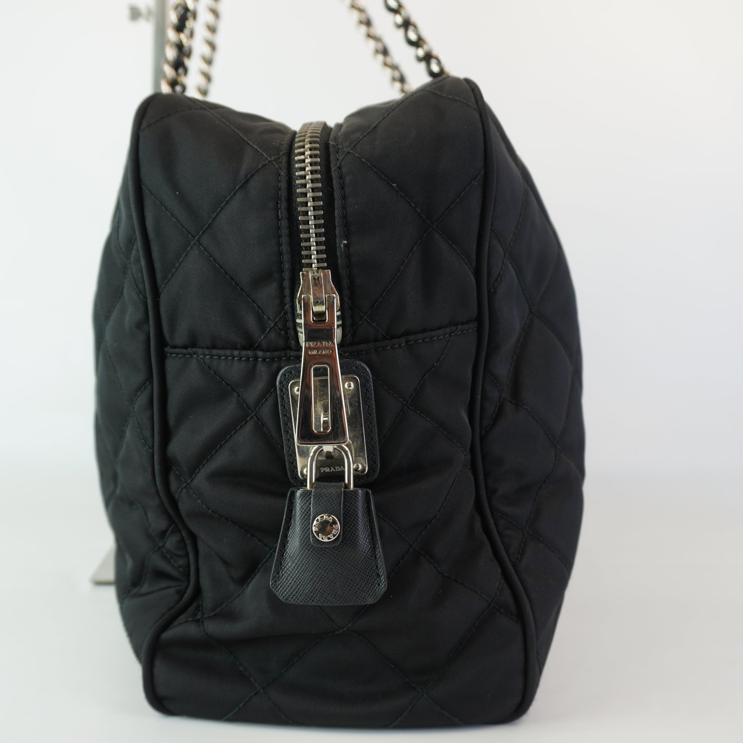 Prada QUIRLTED TESSUTO NYLON CHAIN TOTE