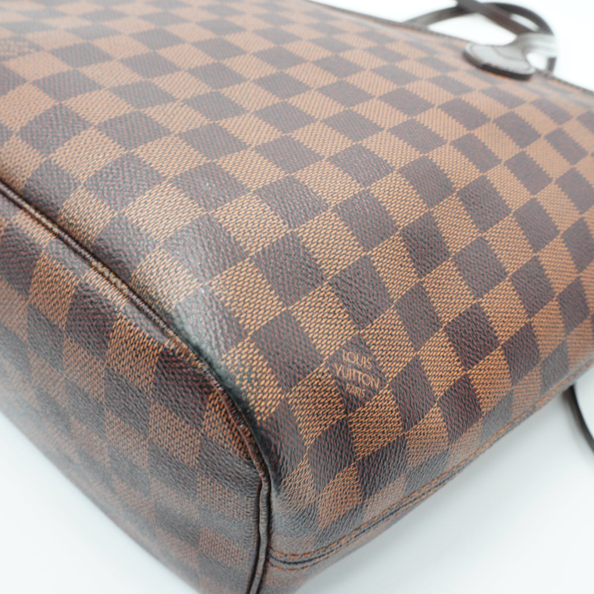 Louis Vuitton	Neverfull MM Tote Bag GHW