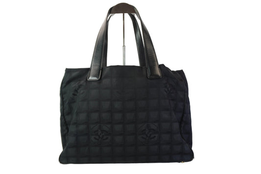 Chanel	Travel Line MM Tote GHW