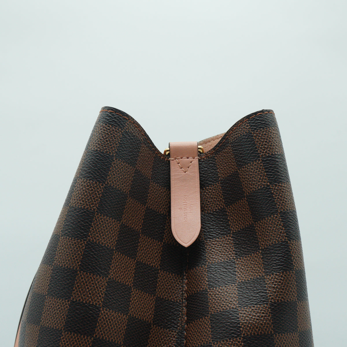 Louis Vuitton	NeoNeo MM Bag GHW