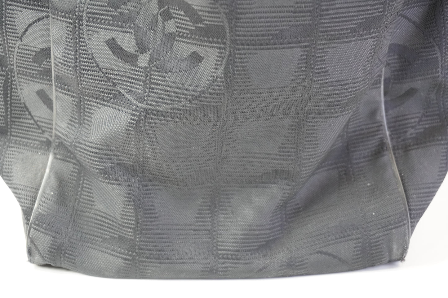 Chanel	Travel Line MM Tote GHW