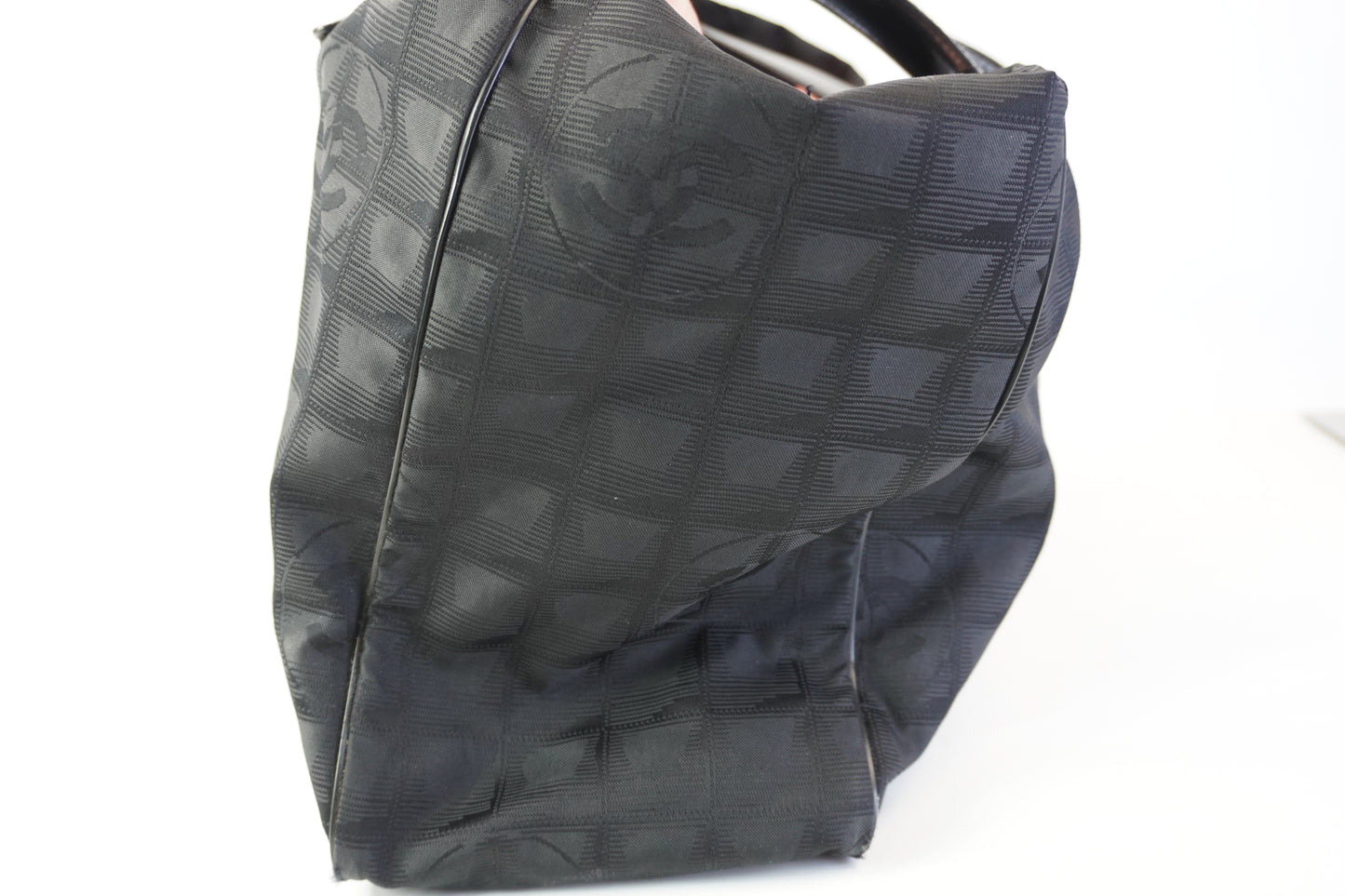 Chanel	Travel Line MM Tote GHW