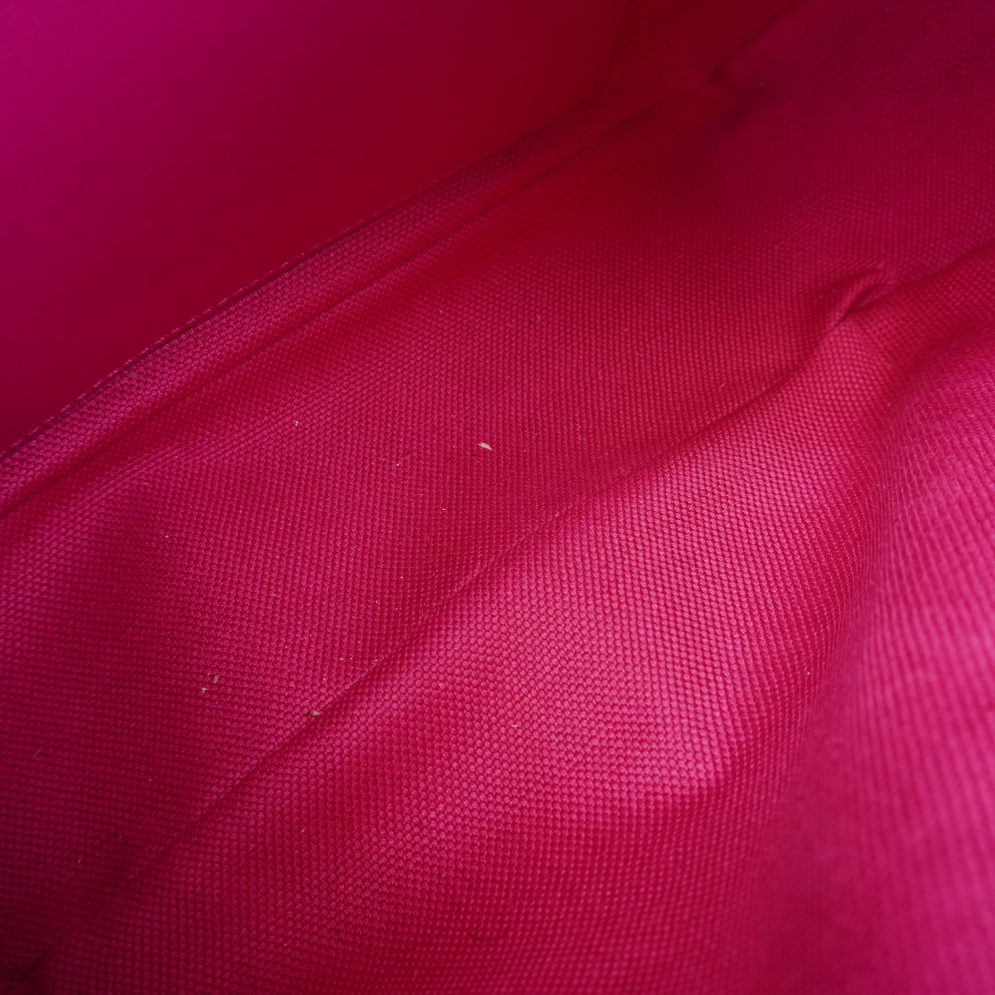Gucci GG Marmont Camera Bag Pink
