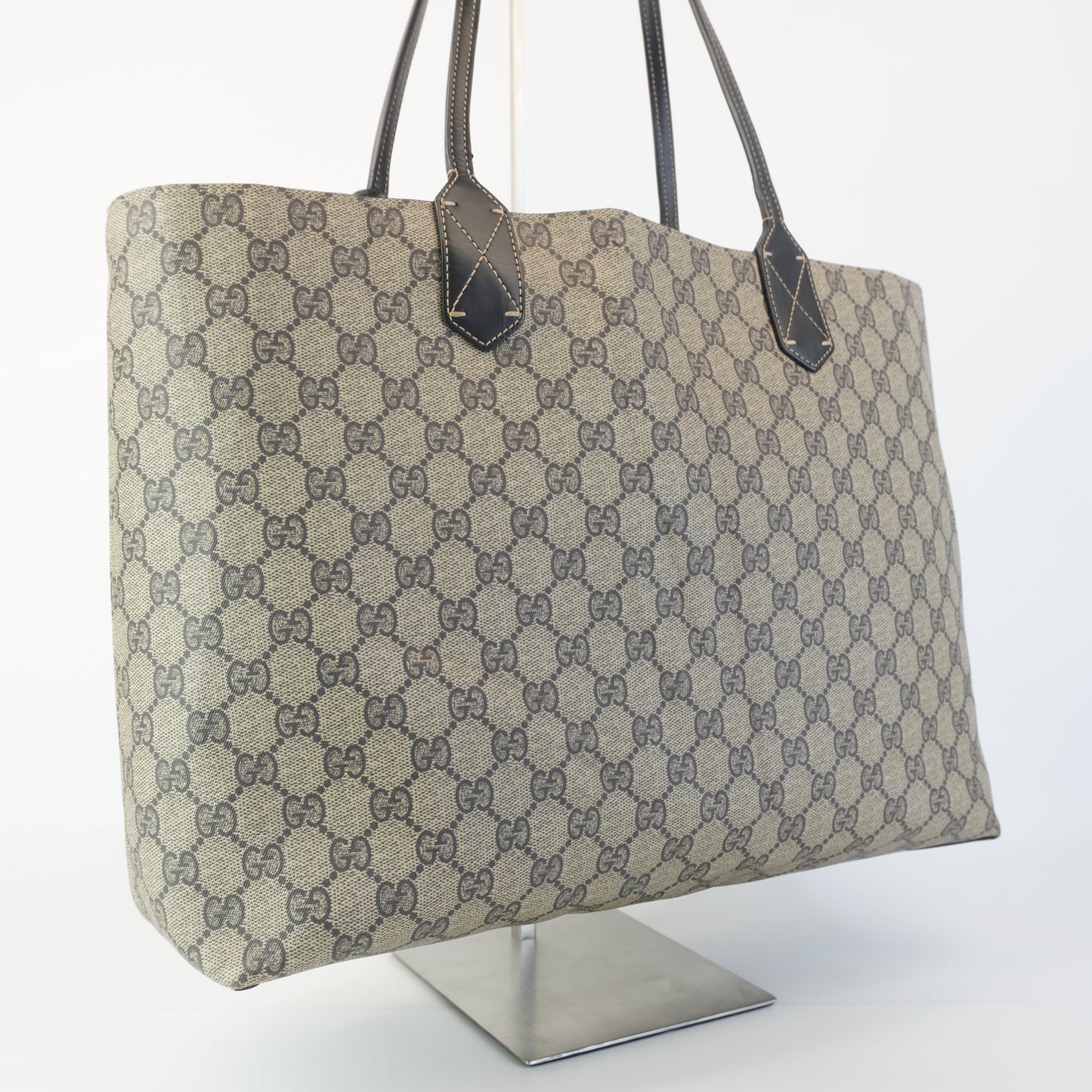 Gucci GG Supreme Reversible Tote Beige/Black