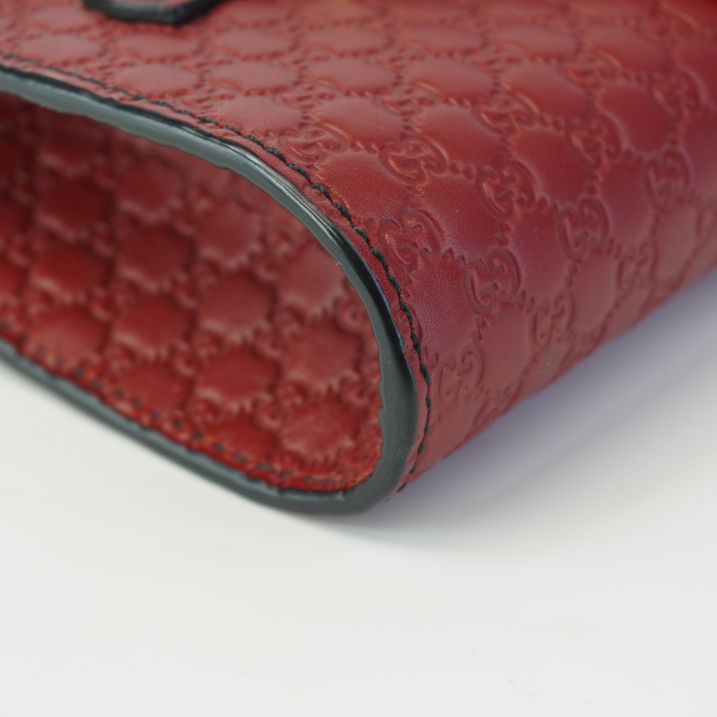 Gucci Microguccissima Emily Burgundy