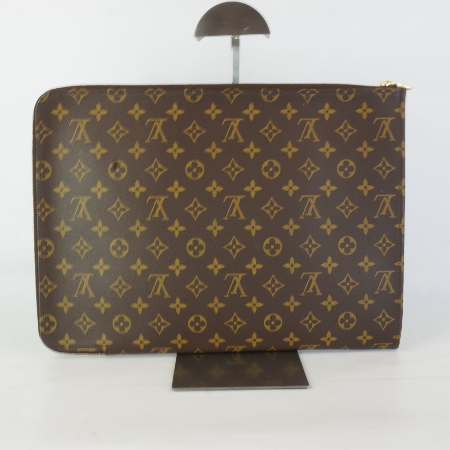 Louis vuitton	Poche Documents