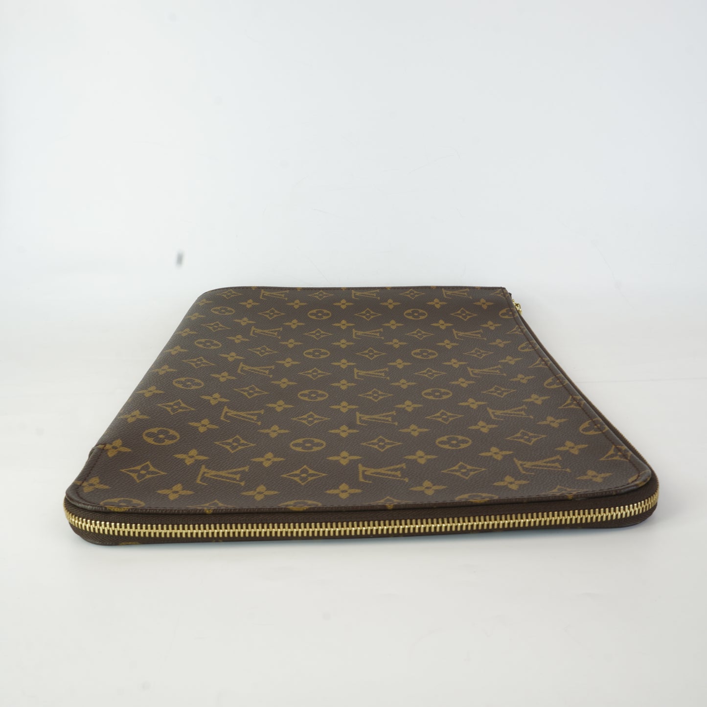 Louis vuitton	Poche Documents