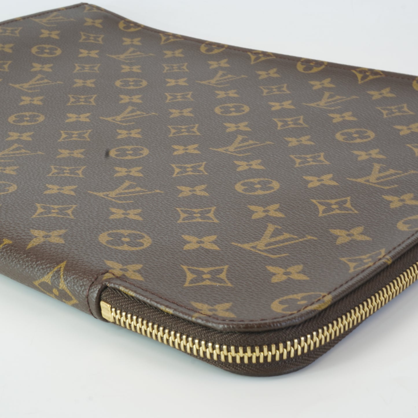 Louis vuitton	Poche Documents