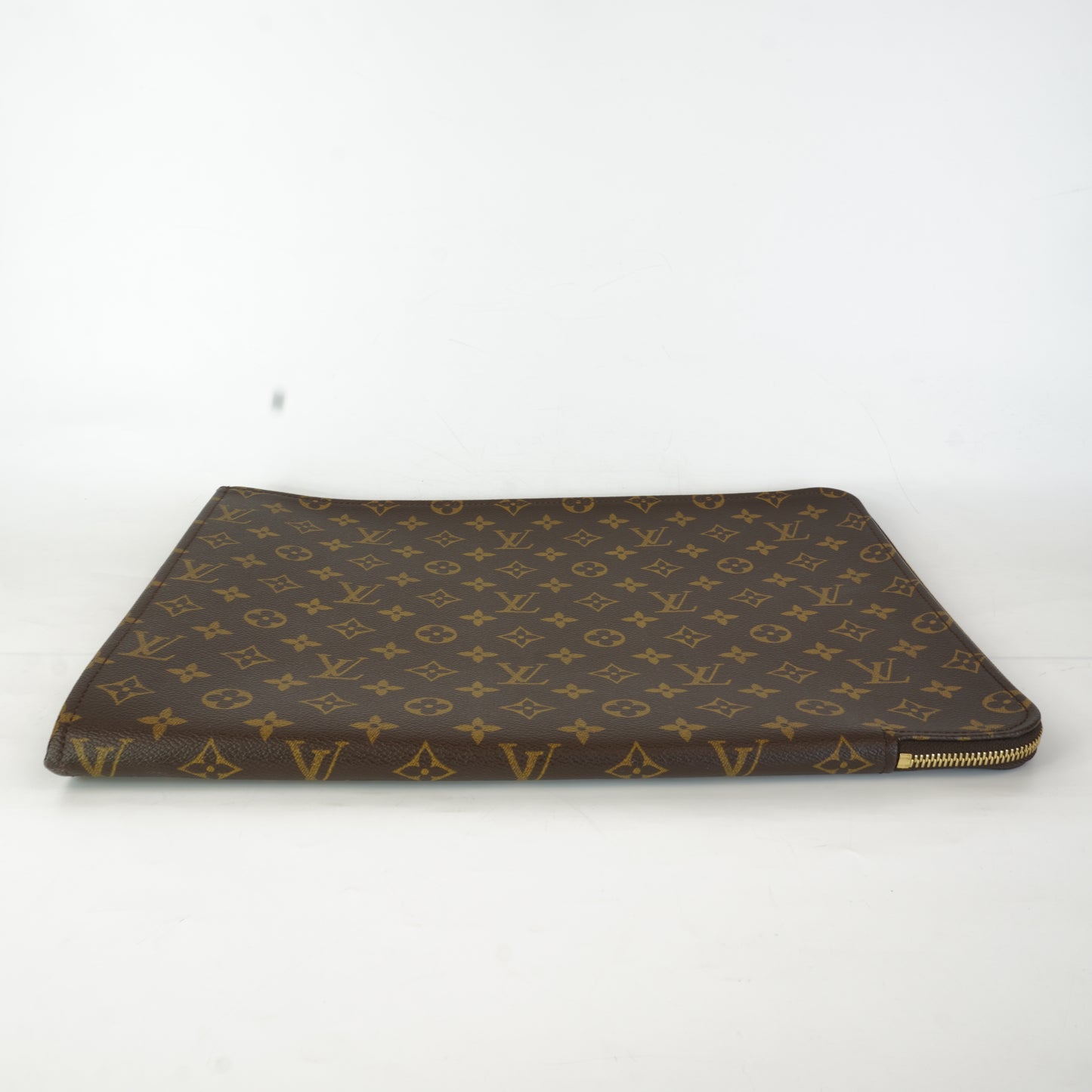 Louis vuitton	Poche Documents