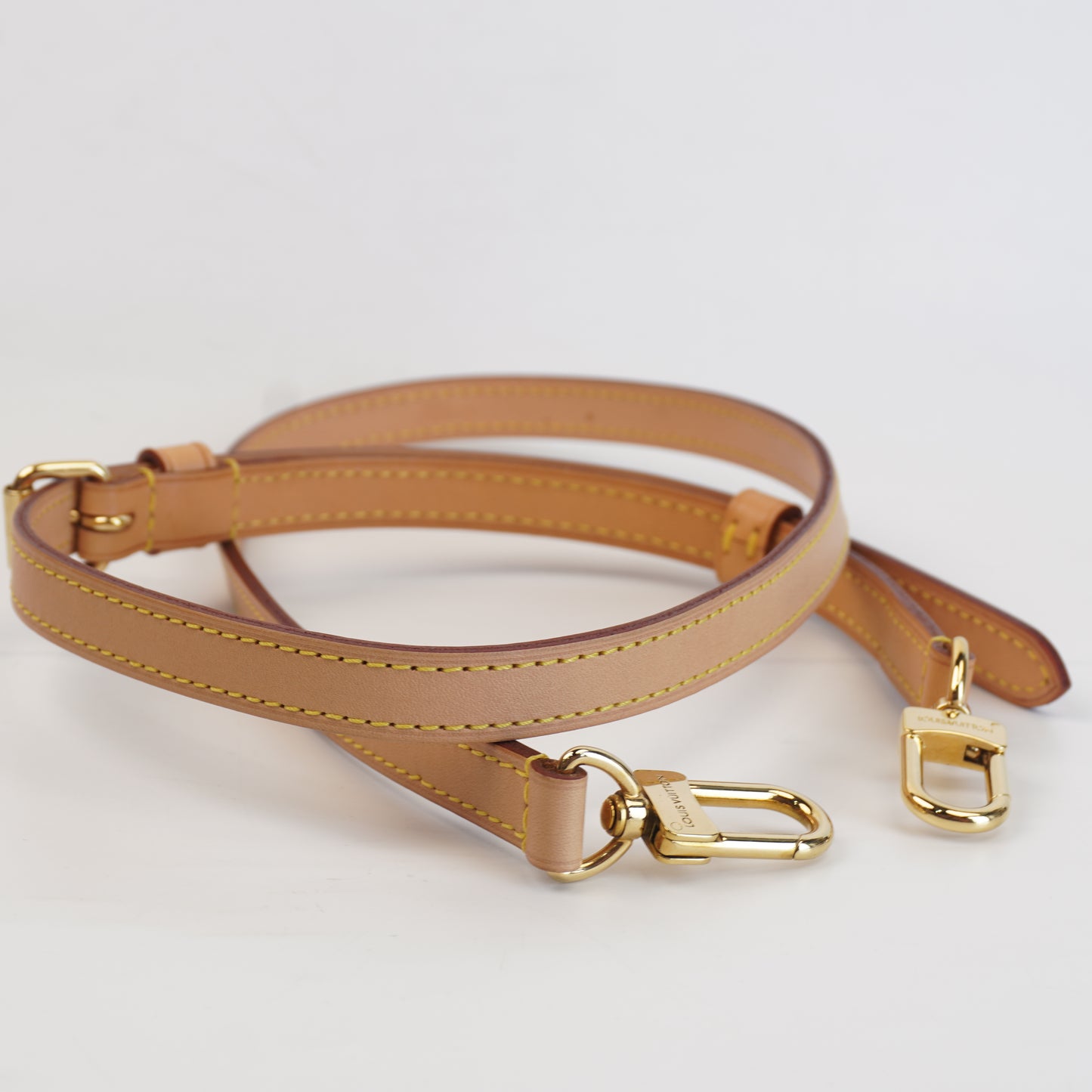 Louis Vuitton	Rivoli PM Mono