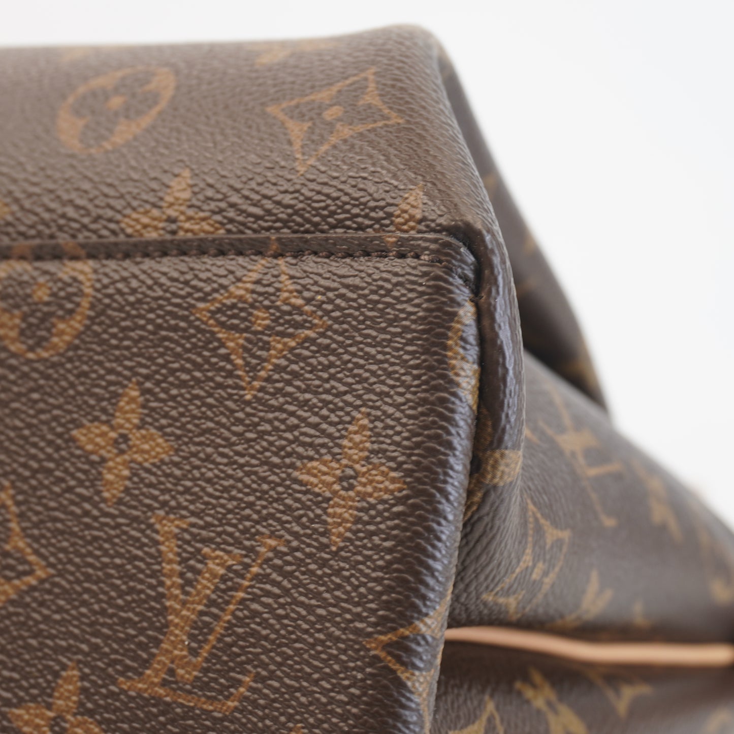 Louis Vuitton	Rivoli PM Mono
