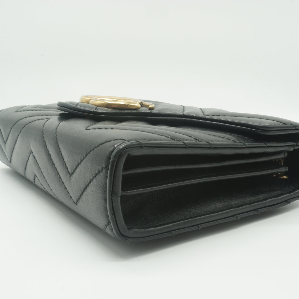 Gucci	GG Marmont Small Wallet on Chain Black GHW