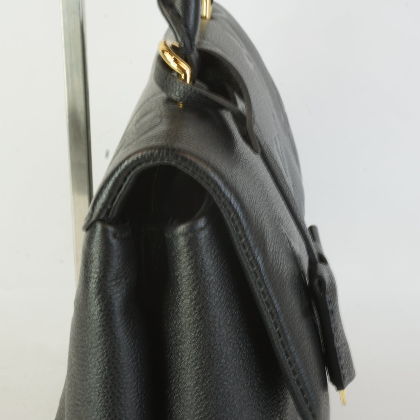 Louis Vuitton	Madeleine MM