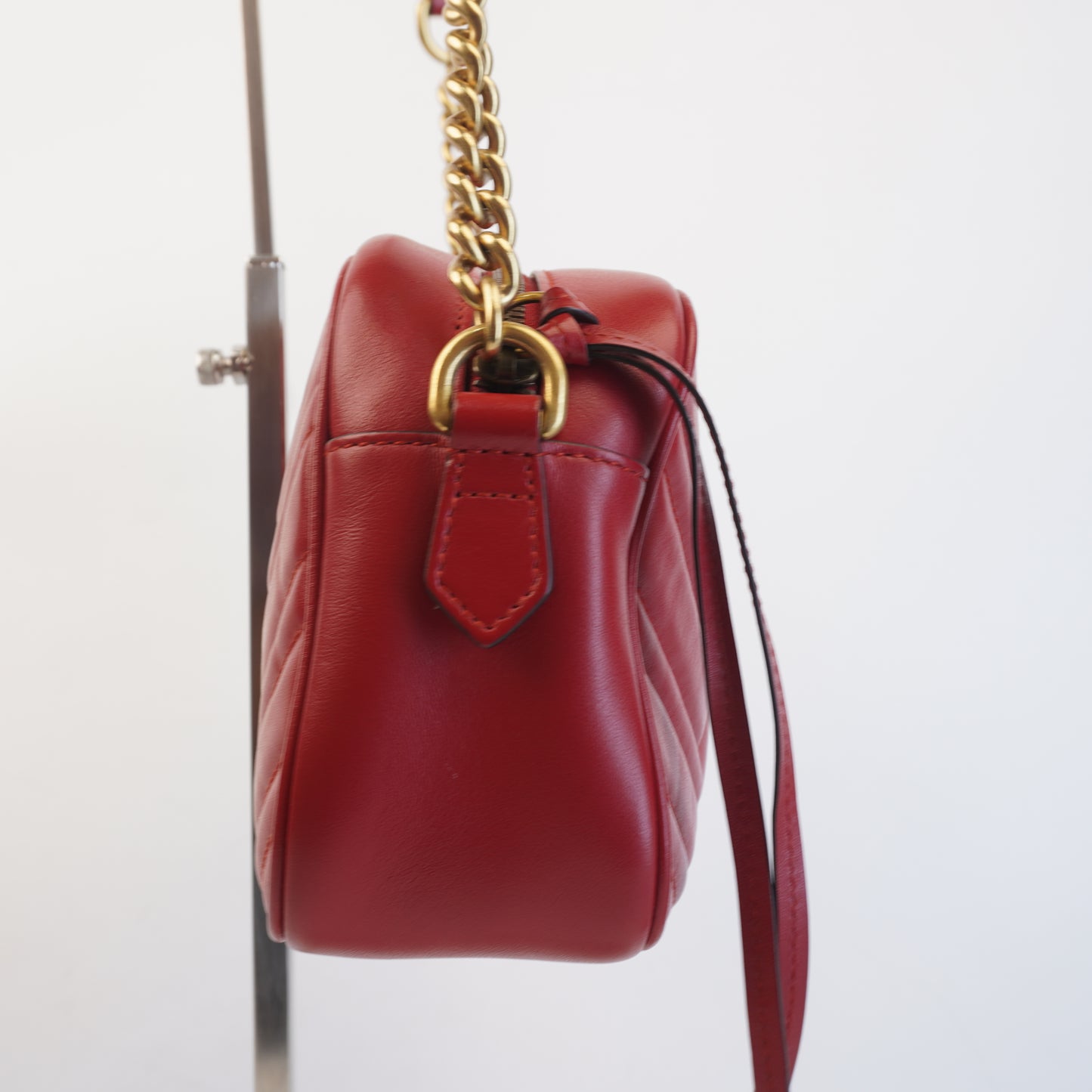 Gucci GG Marmont Matelasse Small Camera Bag Red